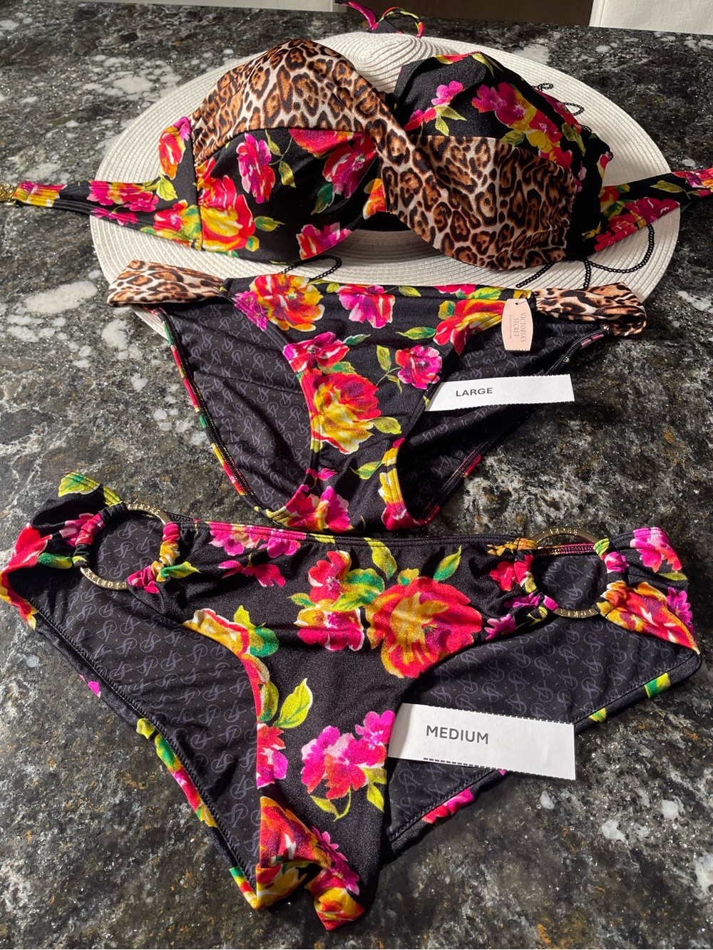 NWT Victoria Secrets leopard rose 🌹 bandeau 36D and bottoms choice of M or L